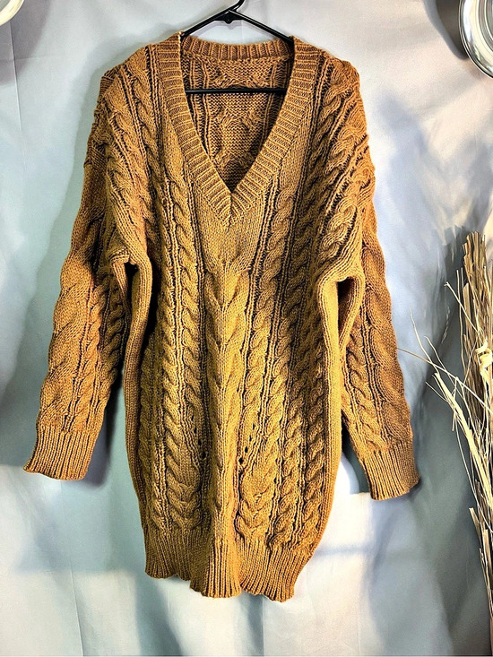 Amazon Sweaters - Cable-Knit V-Neck Sweater in Brown Like New